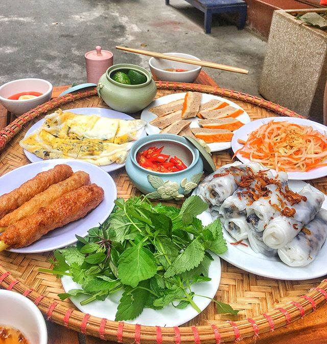 Bánh cuốn bà Hanh