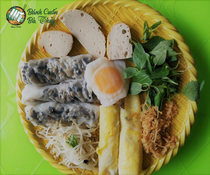 Bánh cuốn Bà Thủy