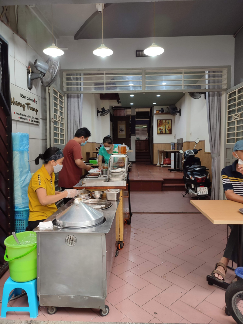 Bánh cuốn nóng Hương Trang