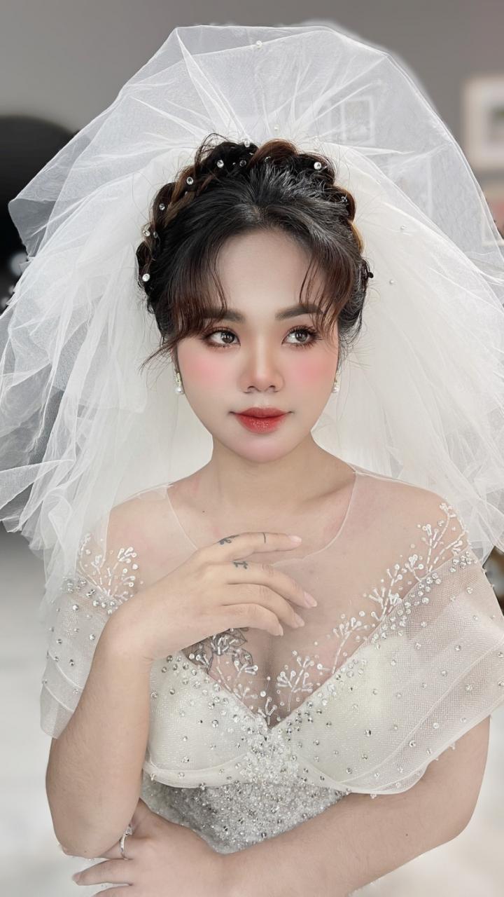 Bảo Anh Art Makeup & Academy