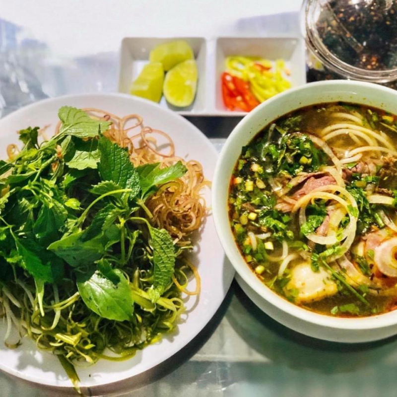 Bún Bò Huế Hoa Quỳnh