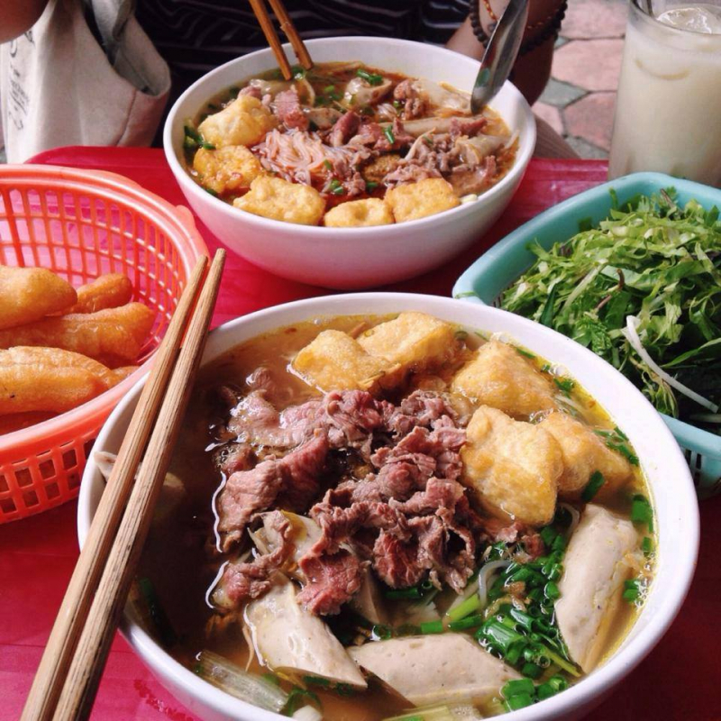 Bún riêu Huyền Thu