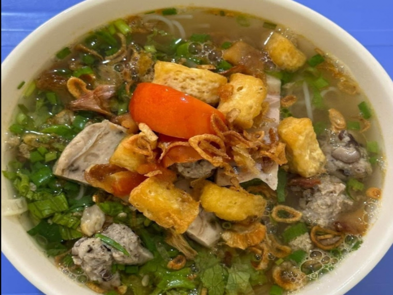 Bún riêu Thuý Trần