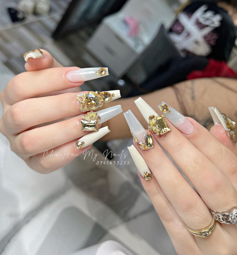 Chu Hải My Nail