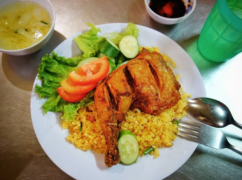 Cơm gà Nha Trang – Thổ địa “mách” bạn 13 quán NGON nhất
