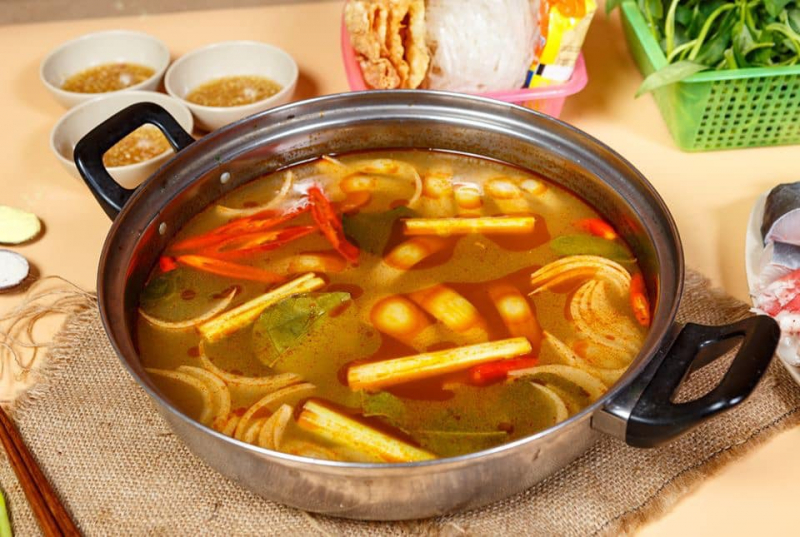 Khám phá 5 địa điểm bánh canh ghẹ ngon ở Hà Nội