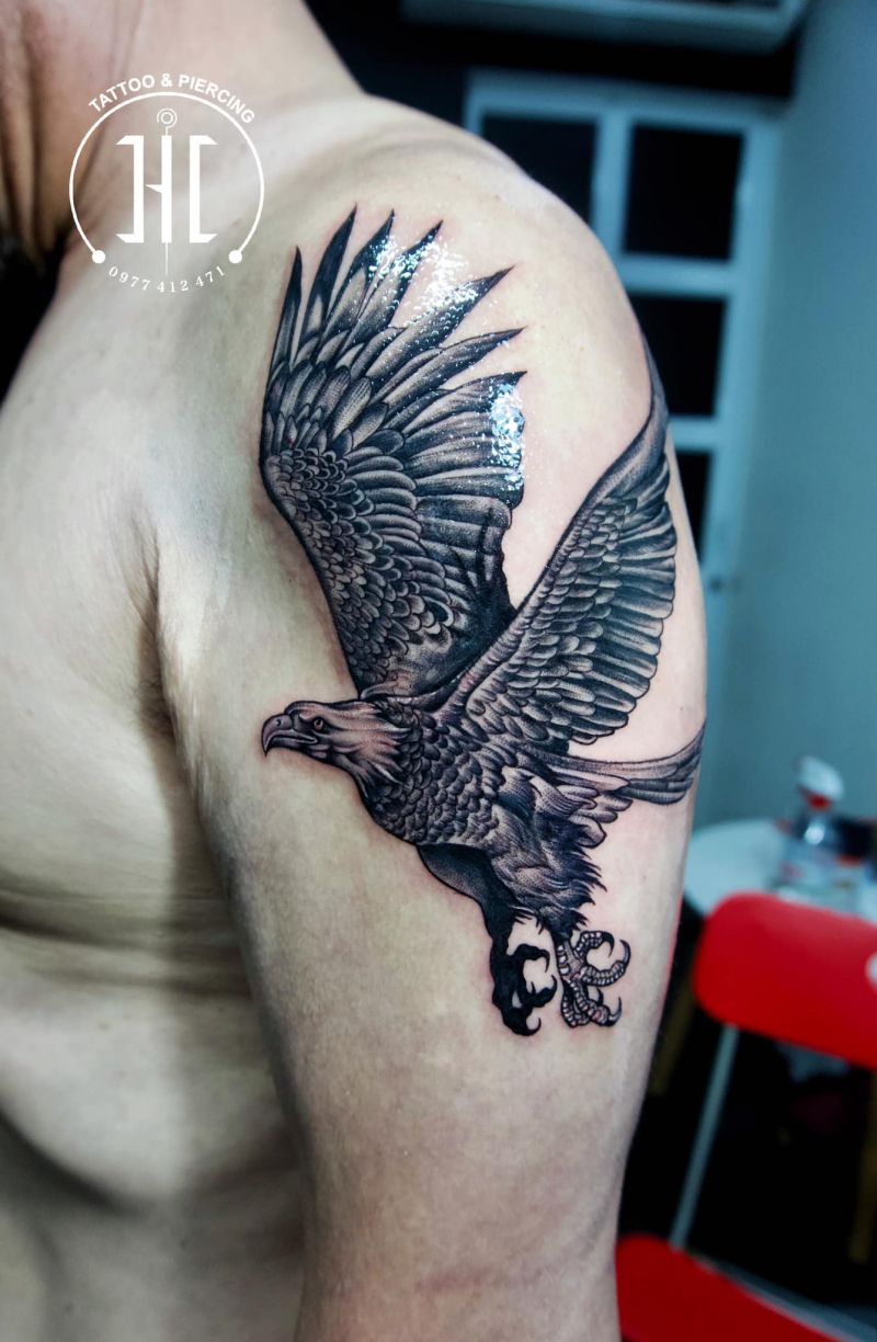 Huy Cận Tattoo