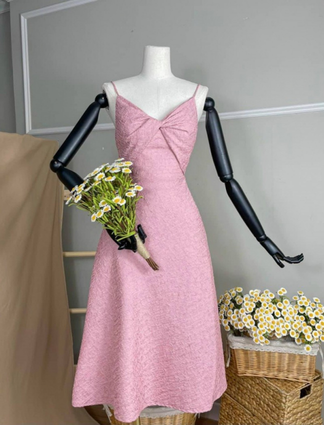 8 shop bán váy đầm đẹp nhất ở Biên Hòa, Đồng Nai - ALONGWALKER