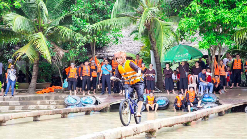 Khu du lịch sinh thái Lan Vương