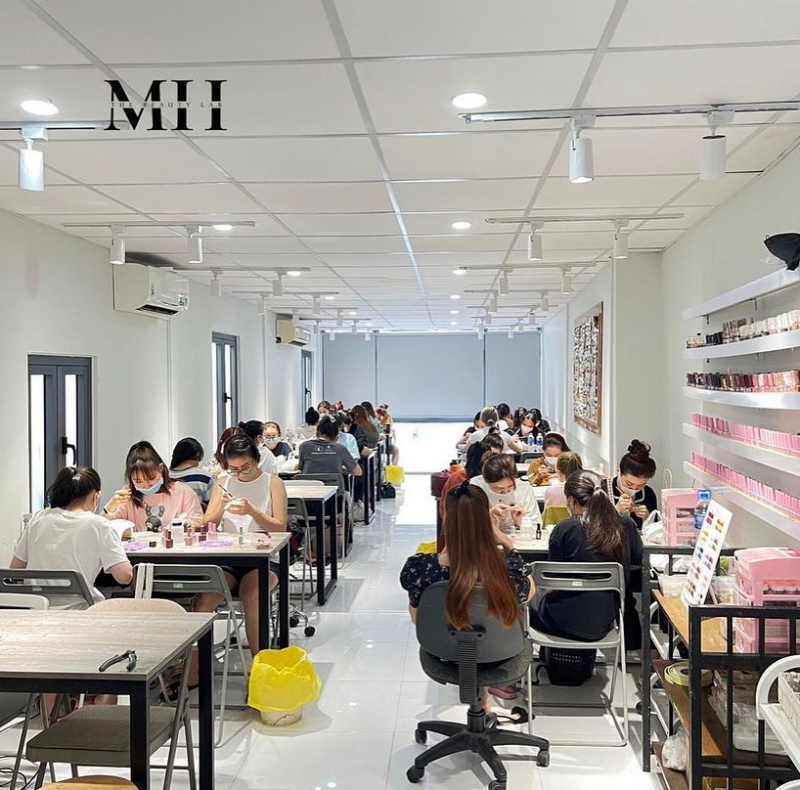 MH The Beauty Lab