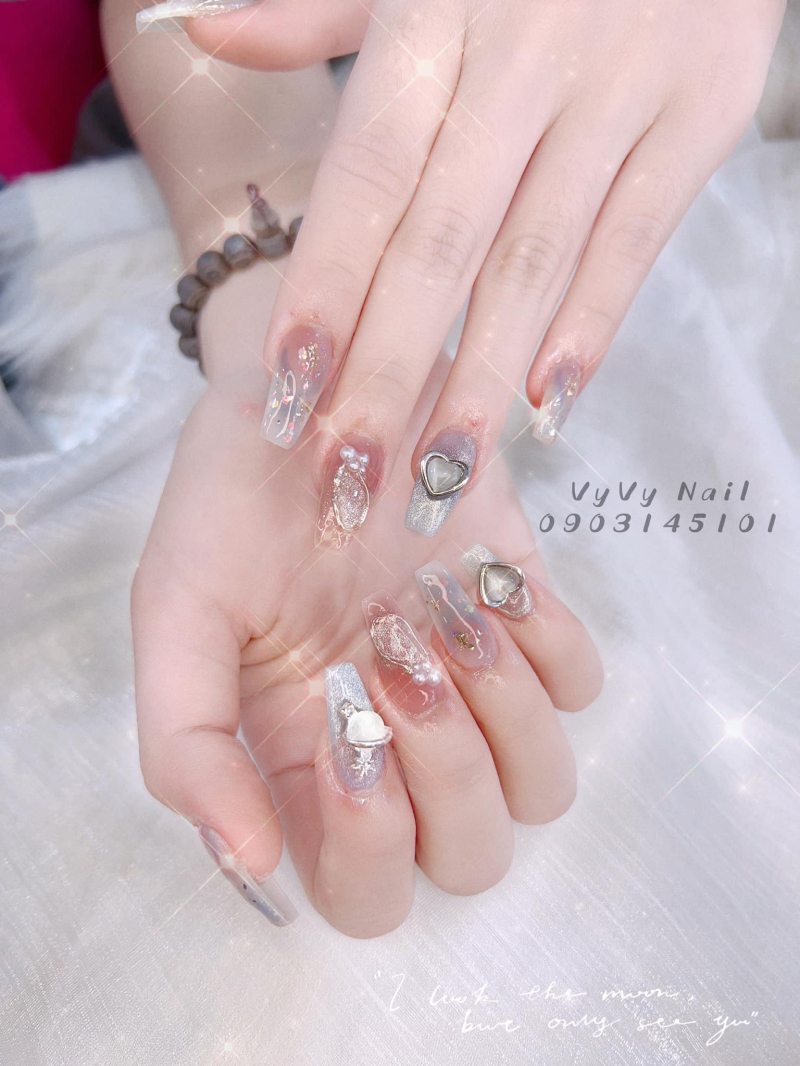 Nails VyVy