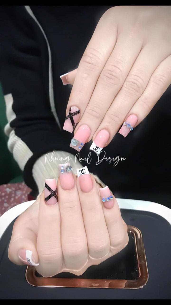 Nhung Nails