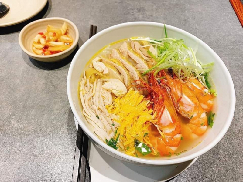 Bà Tố Hàng Bè - Phở Gà & Bún Thang