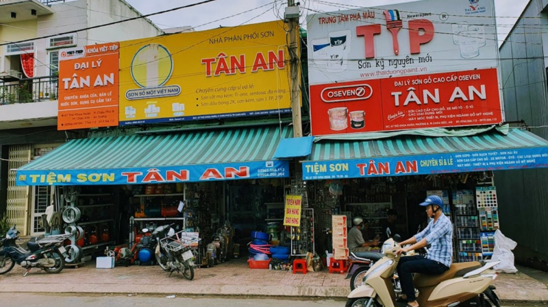 Tiệm Sơn Tân An là một trong những đại lý cung cấp sơn chính hãng giá tốt tại khu vực