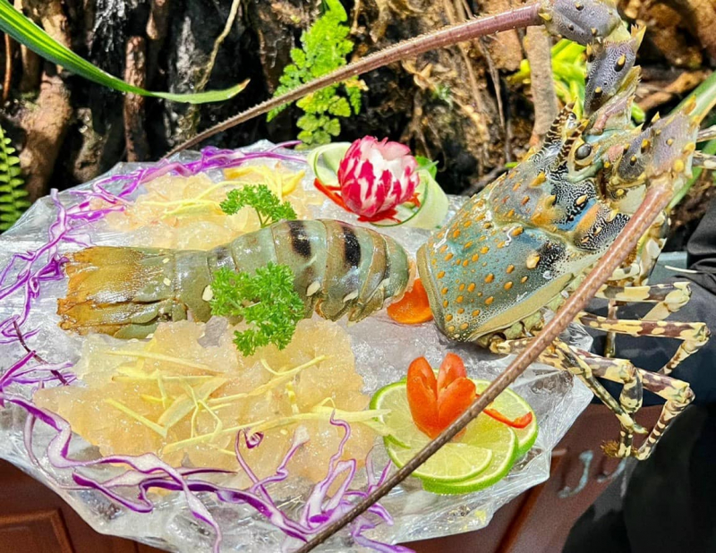 5 Địa điểm hải sản tươi ngon thu hút thực khách Đà Lạt