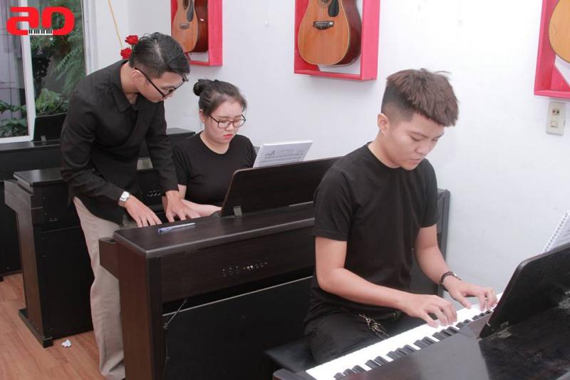 Danh sách 6 Nơi học đàn piano đáng tin cậy Hà Nội