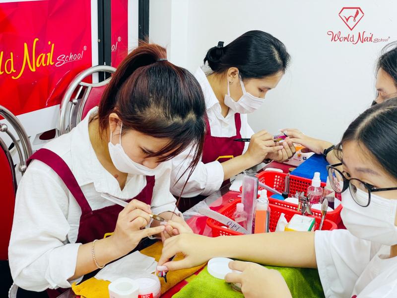 Danh Sách 4 Trung Tâm Học Nghề Nail Chất Lượng Quận 3